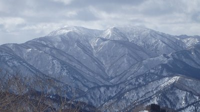 存在感ある金糞岳