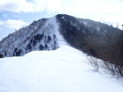 P2185772.JPG (58.93 KiB) 閲覧された回数 6870 回 虎子山最後の急登