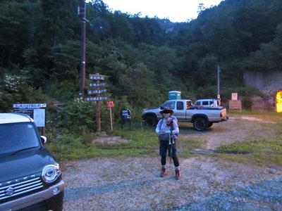 飛越新道登山口は涼しくなかった(^^ゞ