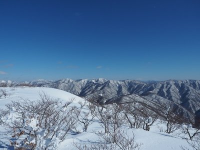 上谷山から越美国境の山々