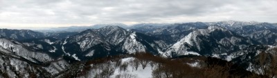 琵琶湖から朽木の山