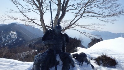 戦国武将の銅像