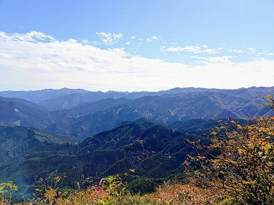 2025-10-23_11-31-05~2.jpg (152.4 KiB) 閲覧された回数 1500 回 台高山脈? 余り判っていない!