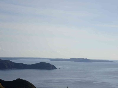 PC100007.jpg (26.96 KiB) 閲覧された回数 1067 回 三崎の突端とその向こうに志摩半島