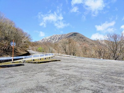 ヘヤピン手前の広場Ｐ