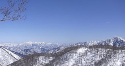 能郷白山と蕎麦粒山