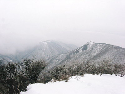● 御池岳、旅立つ前に行っておねばです。雪は締まって歩き良いだろう。