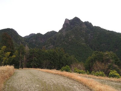 粉所集落から表丹倉