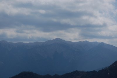飯高町側の登山口（駐車場から撮ったものです）