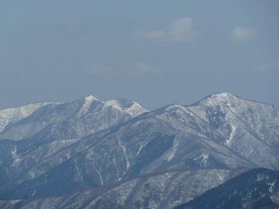 東前ノ谷源頭のカール状がよくわかる