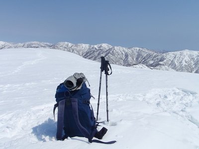 上谷山山頂で