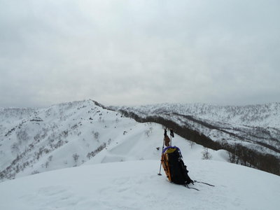 持篭谷山からP1209m